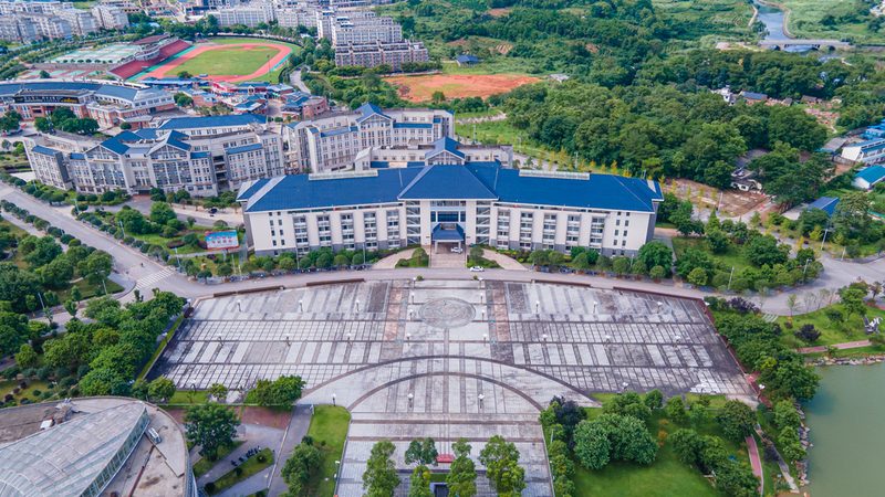 点胶机主要参数解析：选购关键因素揭秘